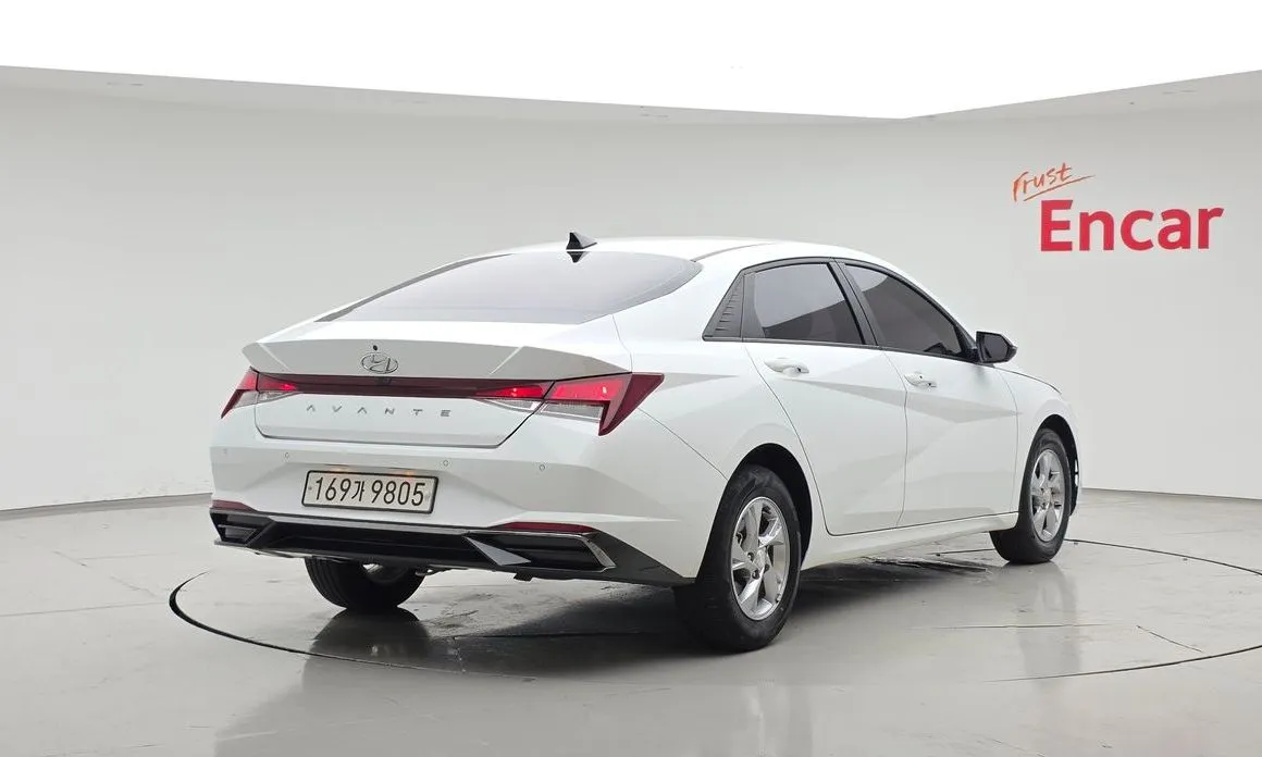 Hyundai AVANTE — фото 6