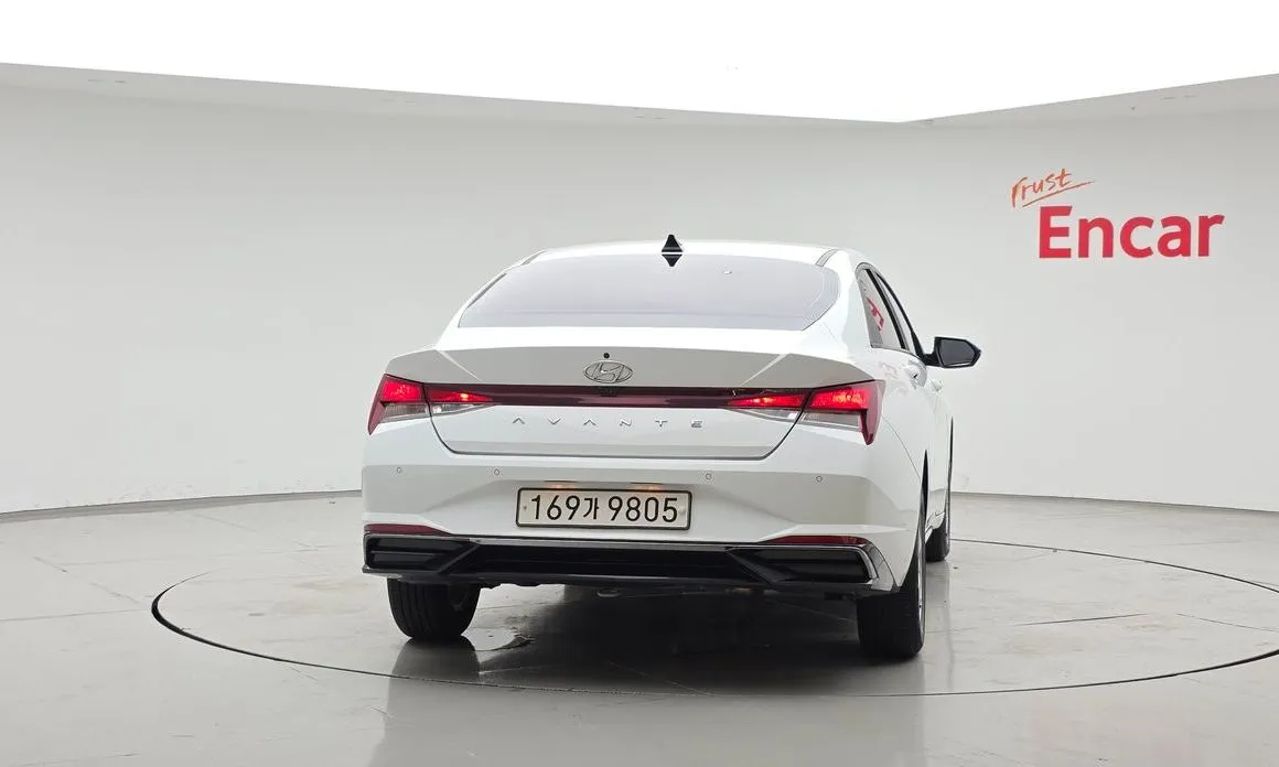 Hyundai AVANTE — фото 4