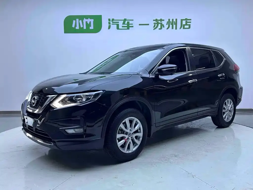 Nissan X-Trail — фото 1