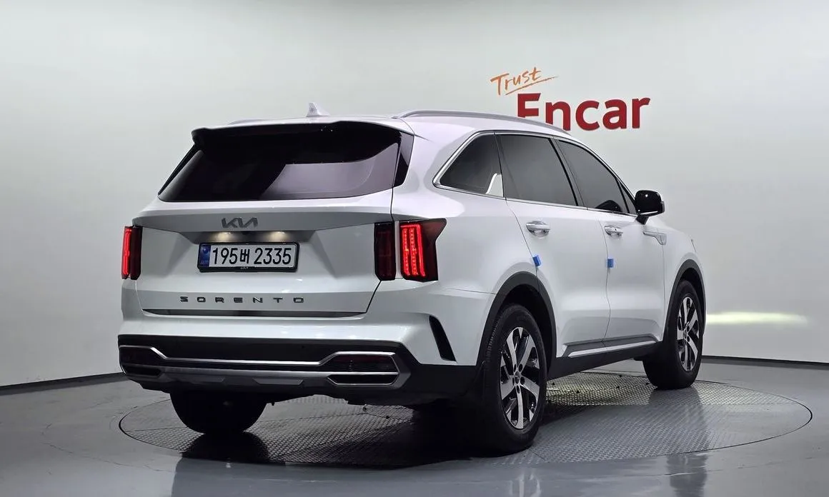 Kia Sorento — фото 4