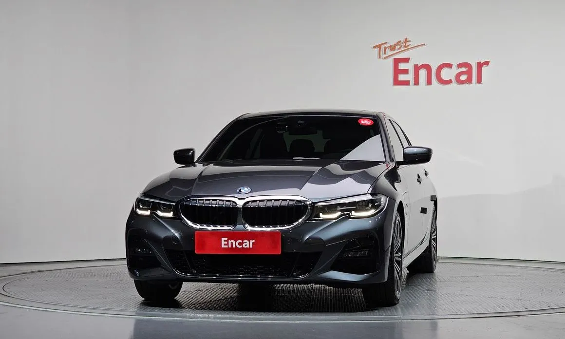 BMW 3-Series 2022 из KR, фото 4