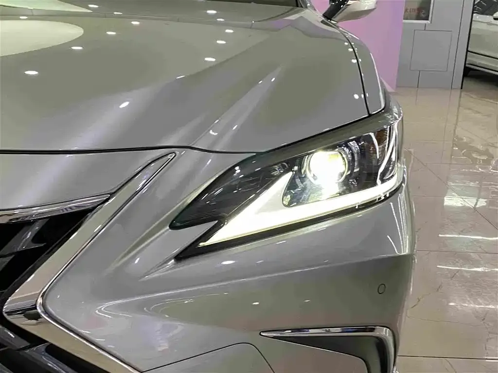 Lexus ES 2024 из CN, фото 5