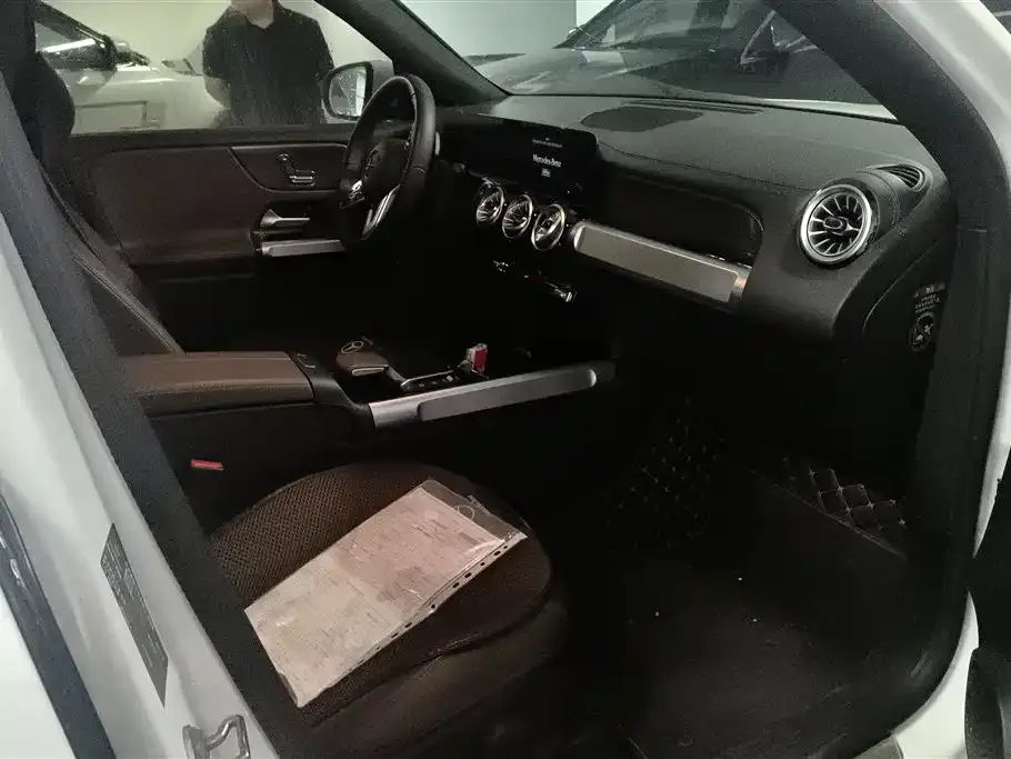 Mercedes-Benz GLB 2023 из CN, фото 5