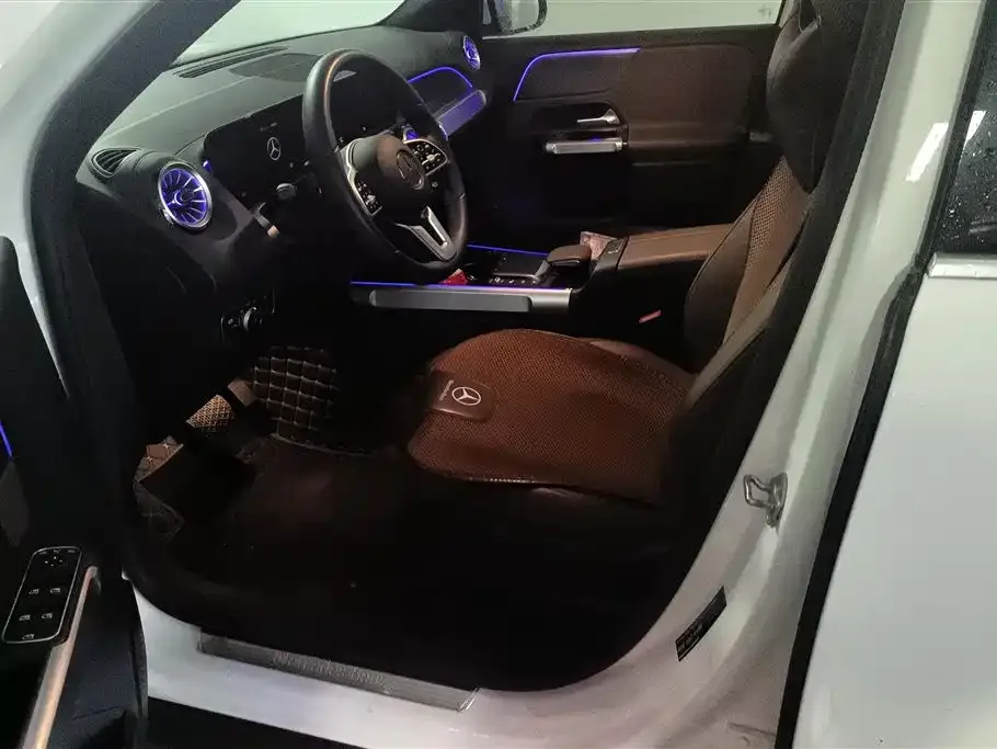 Mercedes-Benz GLB 2023 из CN, фото 2