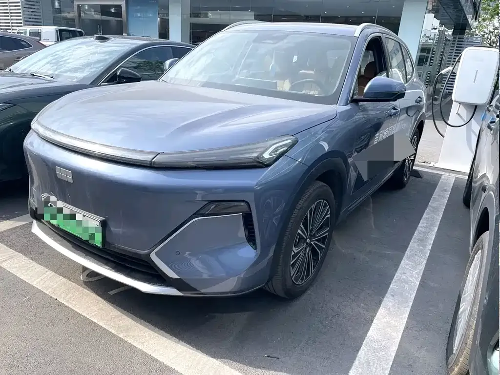 Geely Galaxy Xingjian 7 — фото 1