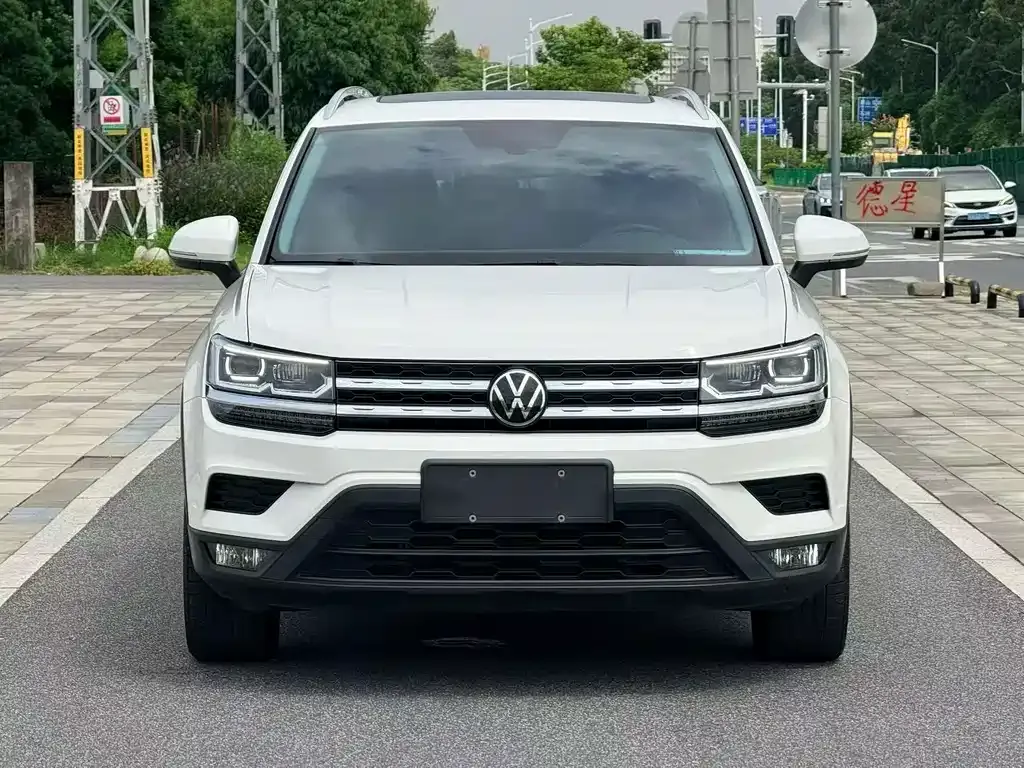 Volkswagen Tharu — фото 6