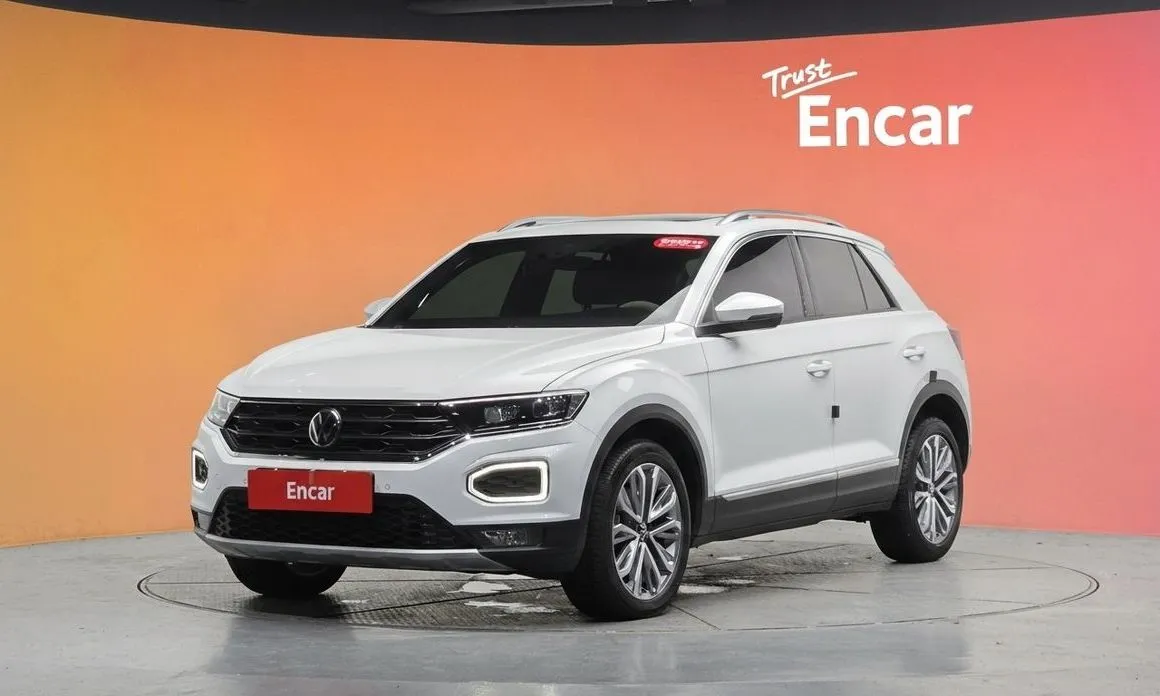 Volkswagen T-Roc — фото 1