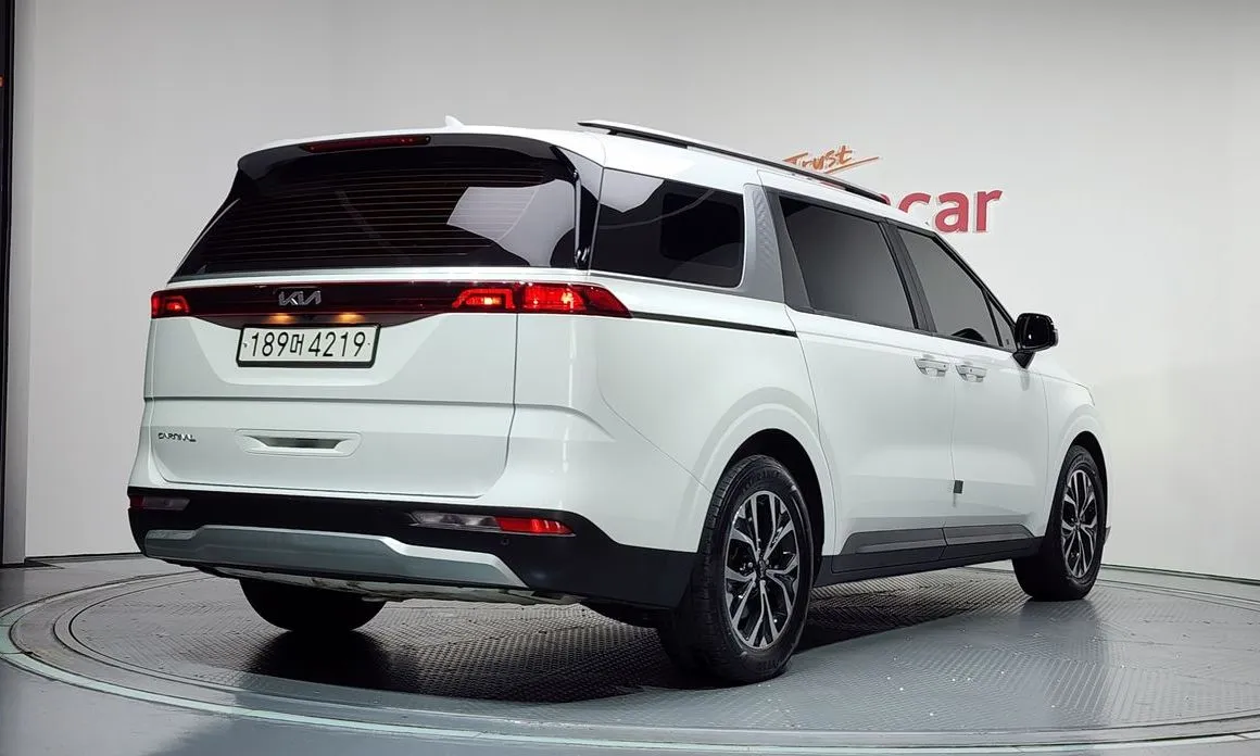 Kia Carnival 2023 из KR, фото 4