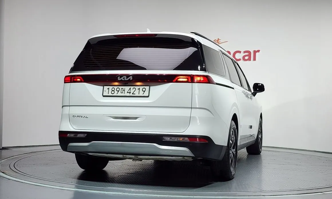 Kia Carnival 2023 из KR, фото 2