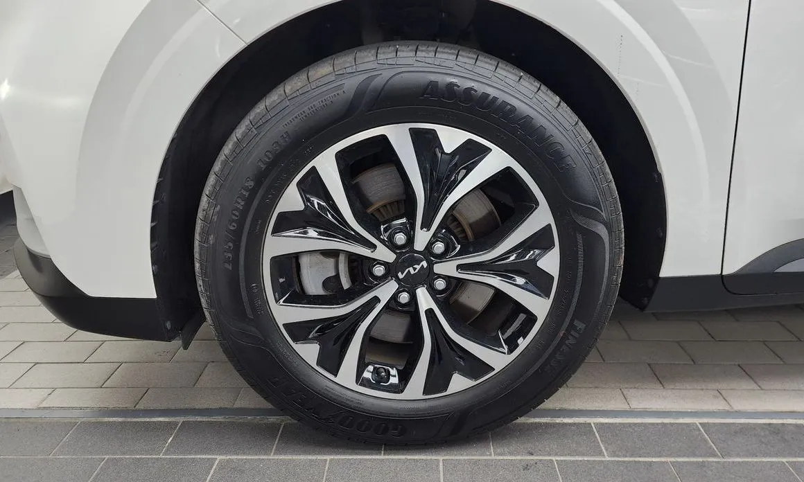 Kia Carnival 2023 из KR, фото 9
