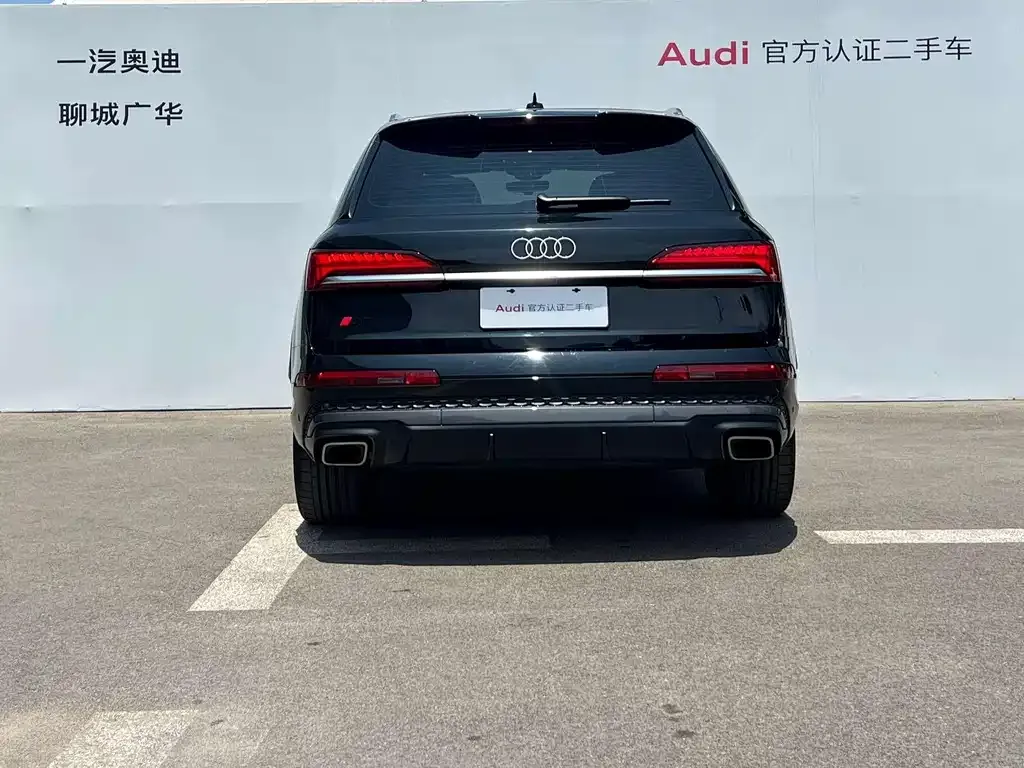 Audi Q7 — фото 5