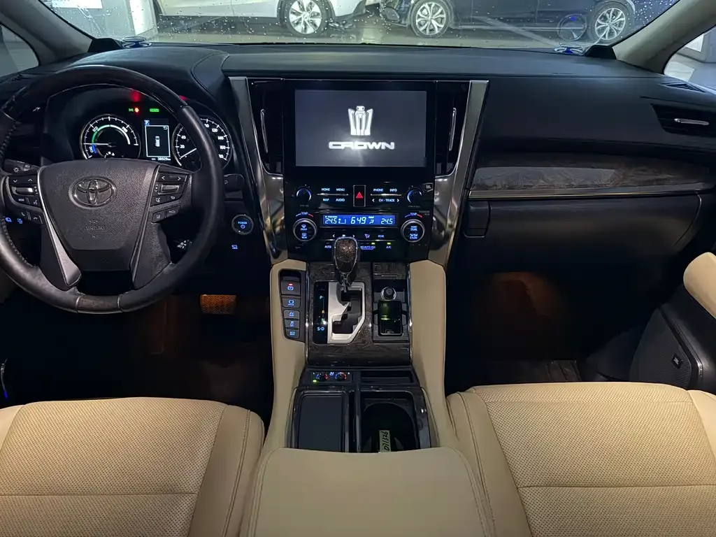 Toyota Vellfire 2022 из CN, фото 10