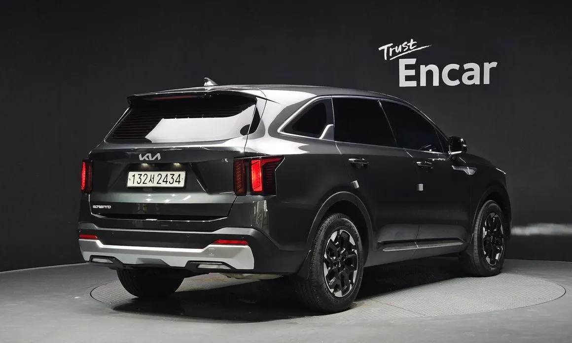 Kia Sorento — фото 4