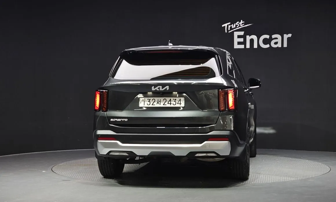 Kia Sorento — фото 3