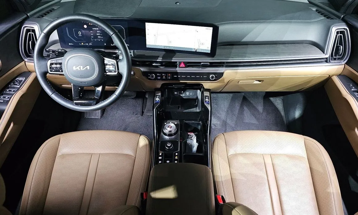 Kia Sorento — фото 8