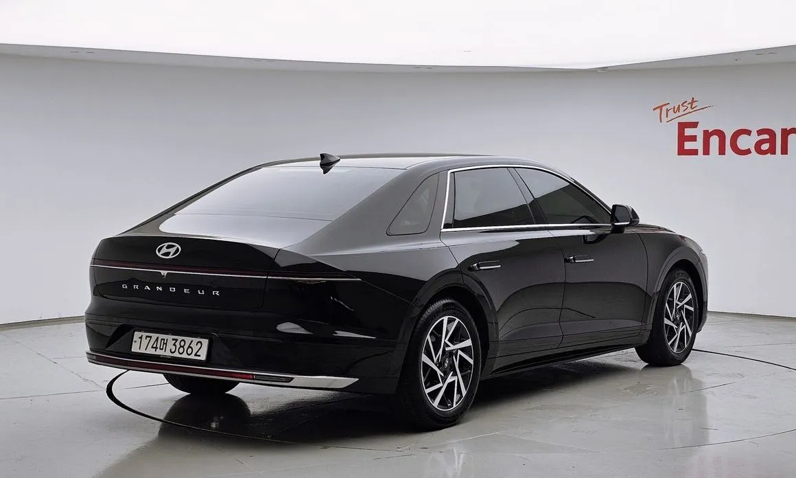 Hyundai Grandeur 2023 из KR, фото 3