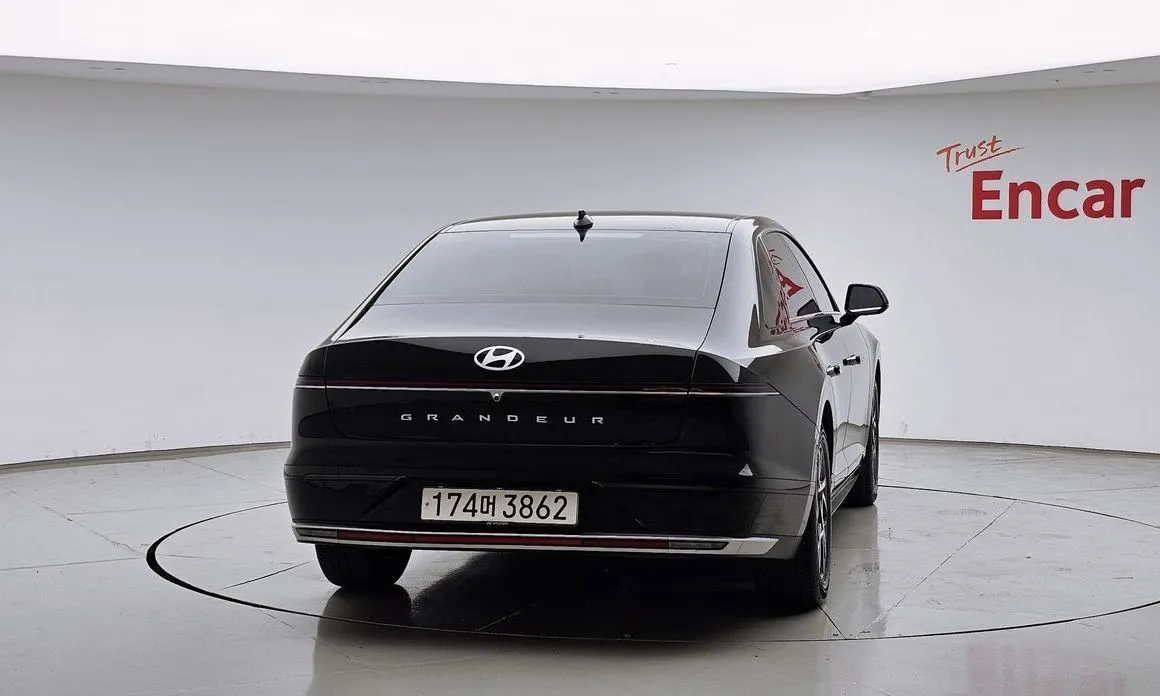 Hyundai Grandeur 2023 из KR, фото 8