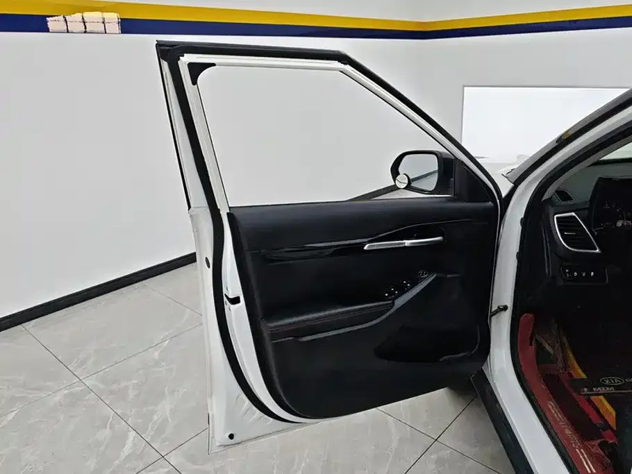 Kia KX3 2021 из CN, фото 4