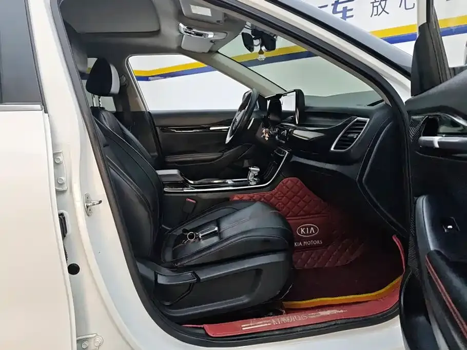 Kia KX3 2021 из CN, фото 9