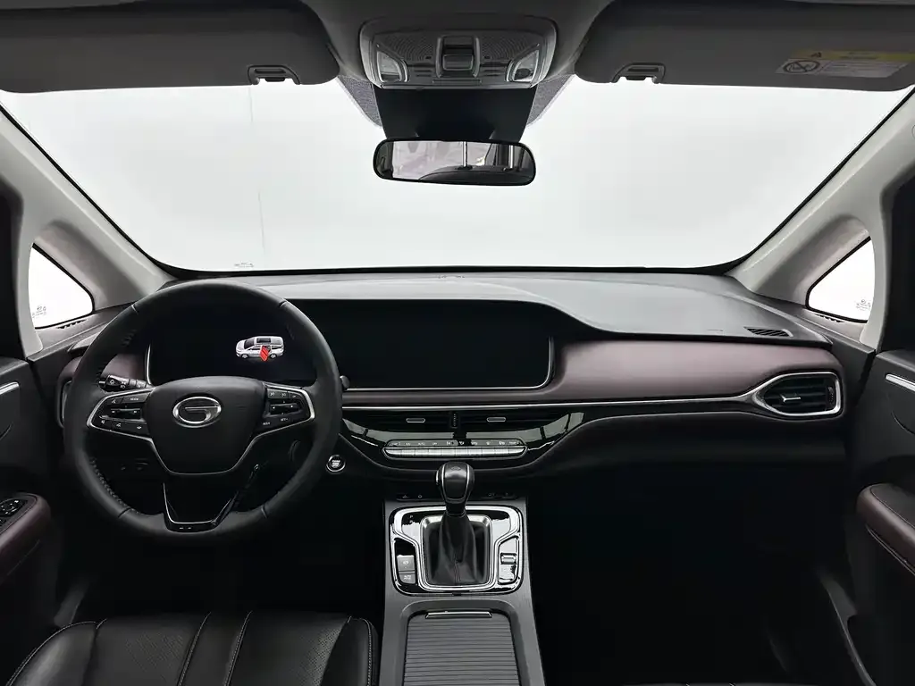 GAC Motor Trumpchi M6 — фото 6