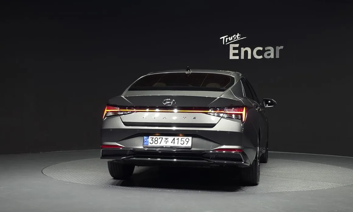 Hyundai AVANTE — фото 3