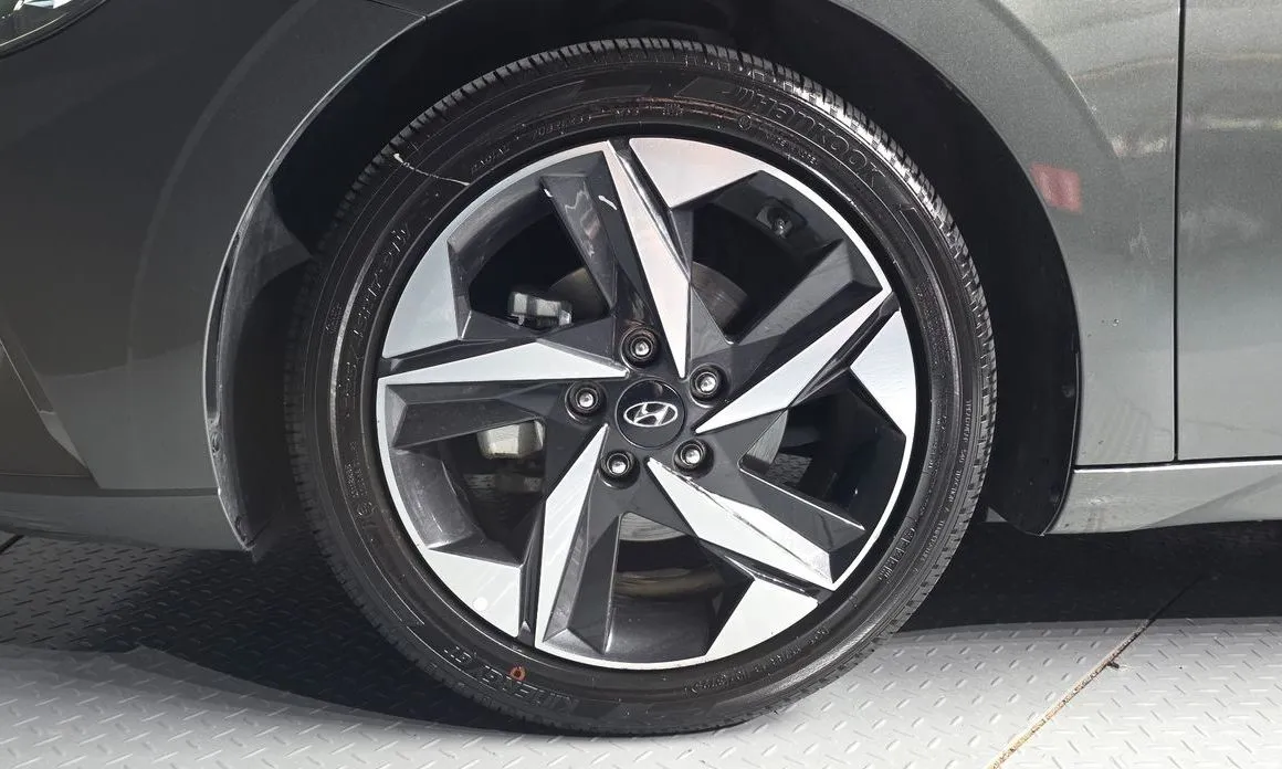 Hyundai AVANTE — фото 7