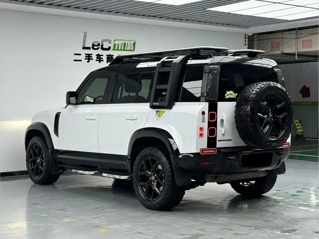 Land Rover Defender — фото 2