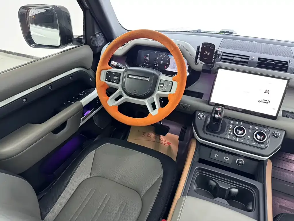 Land Rover Defender — фото 4