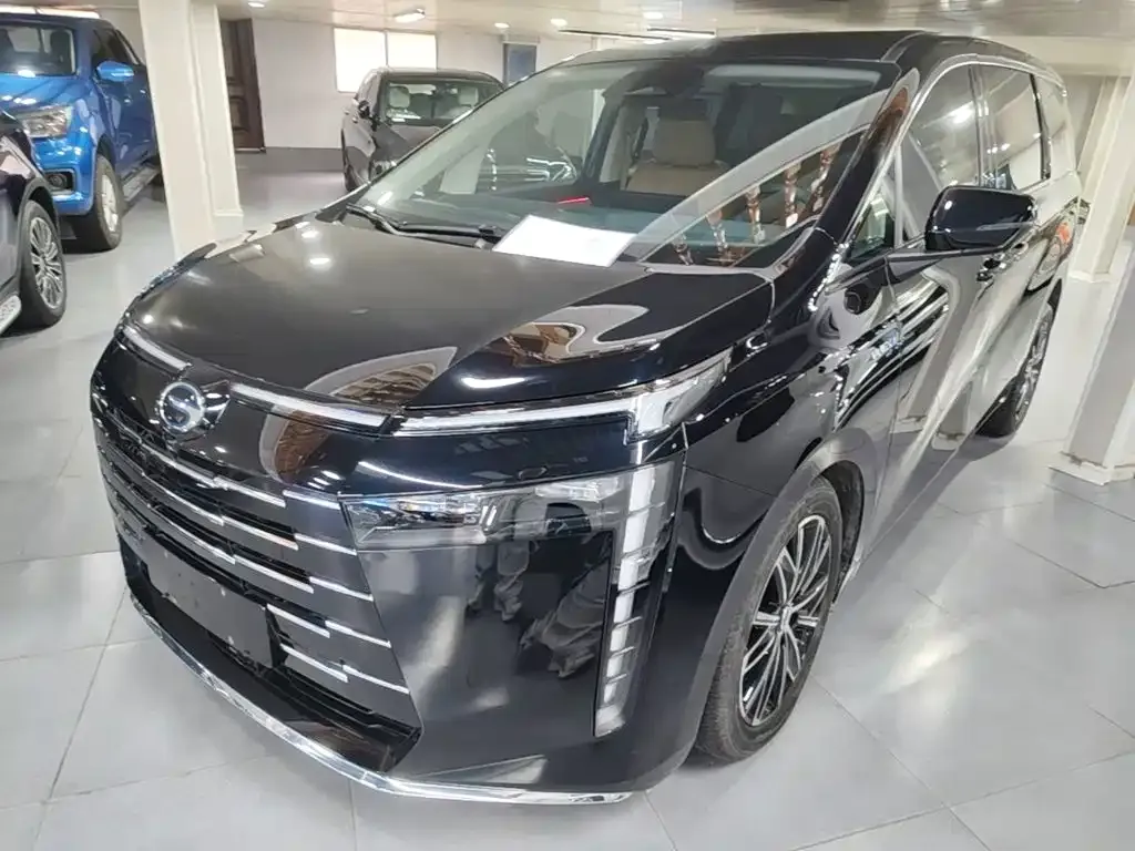GAC Motor 传祺E8 PHEV — фото 9