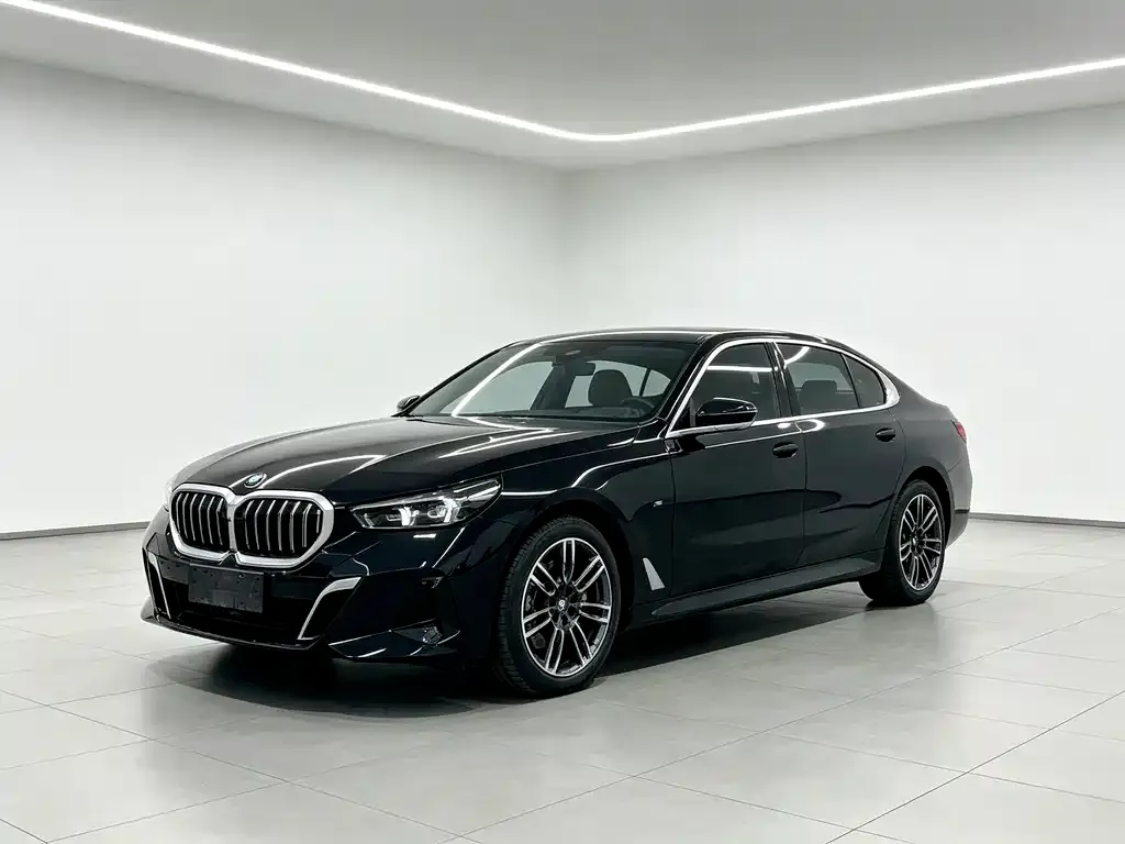 BMW 5 Series — фото 3
