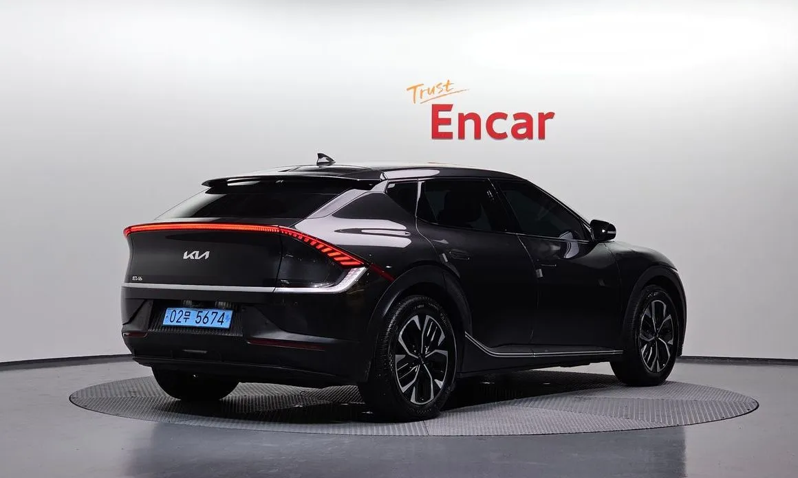 Kia EV6 — фото 7