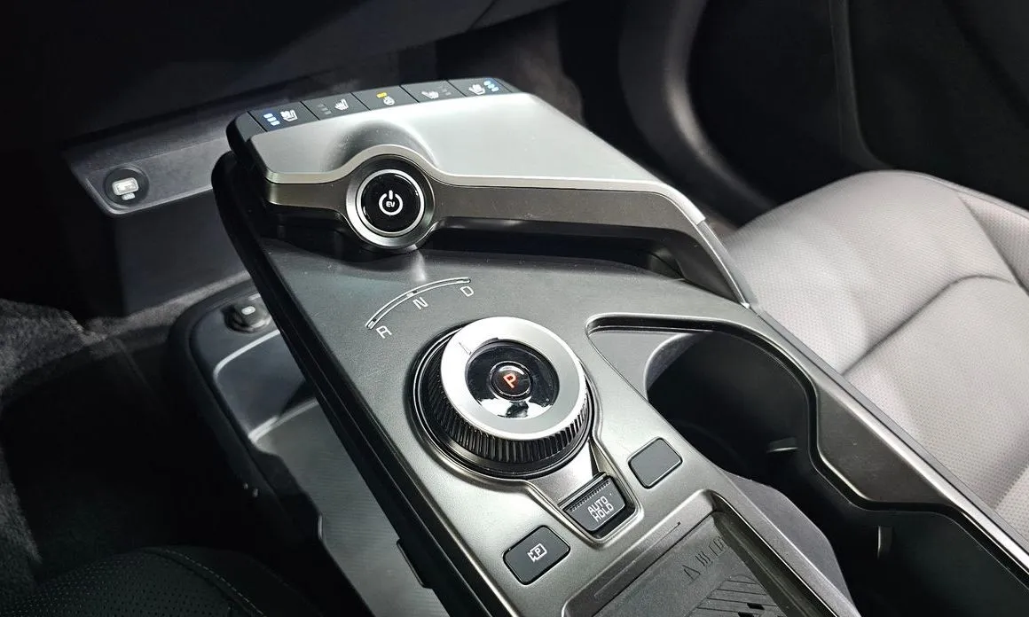 Kia EV6 — фото 6