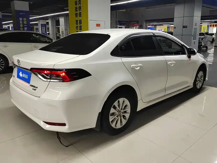 Toyota Corolla 2022 из CN, фото 8