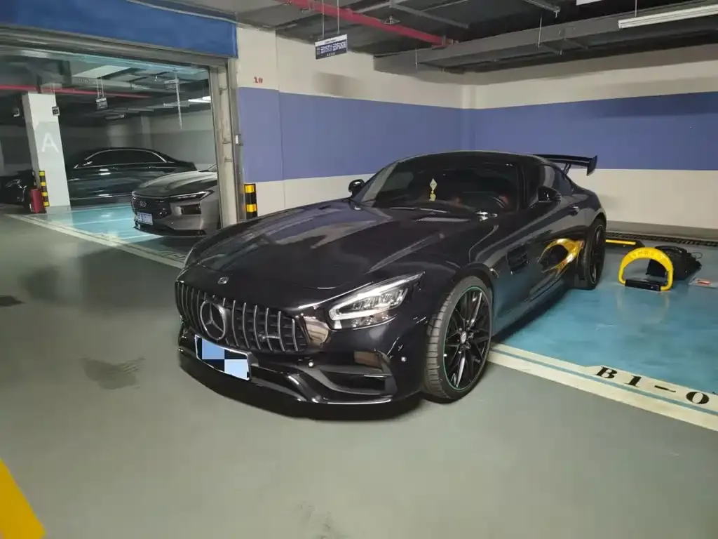 Mercedes-Benz AMG GT — фото 1