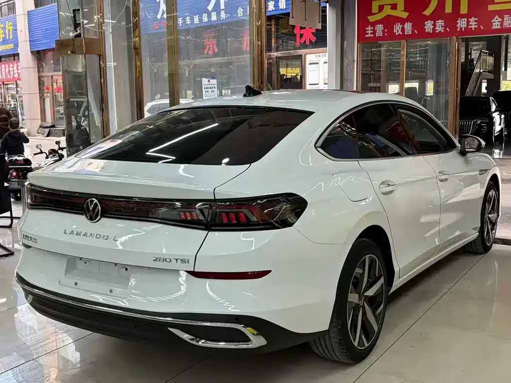 Volkswagen Lamando 2023 из CN, фото 9