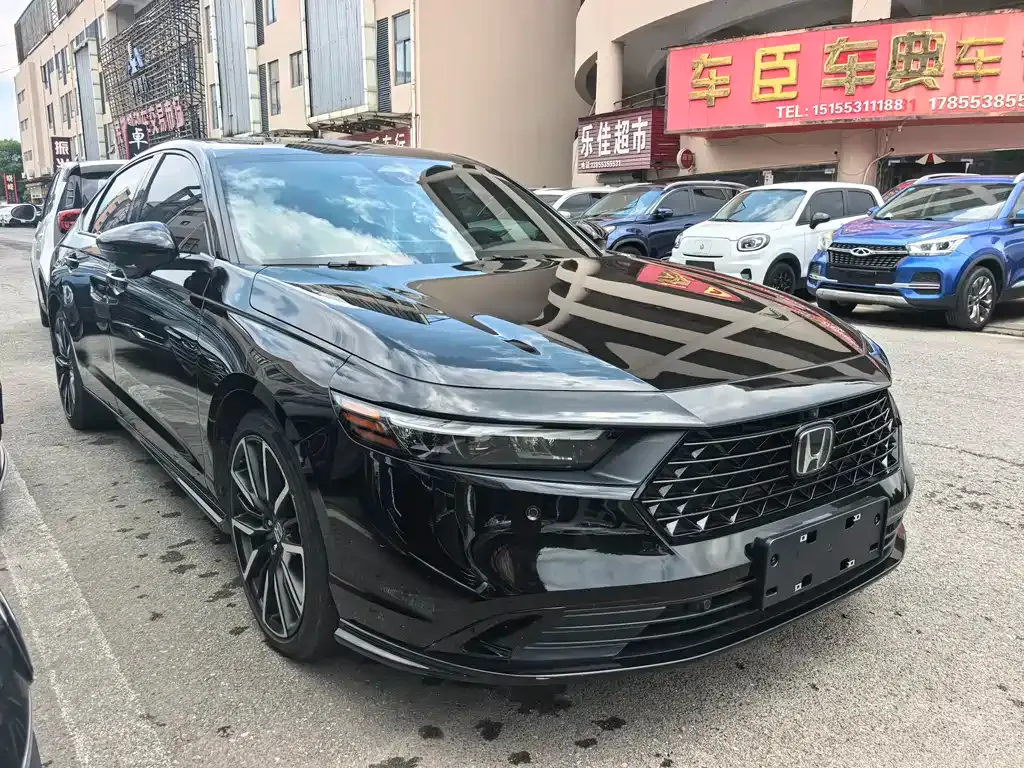 Honda Accord — фото 6
