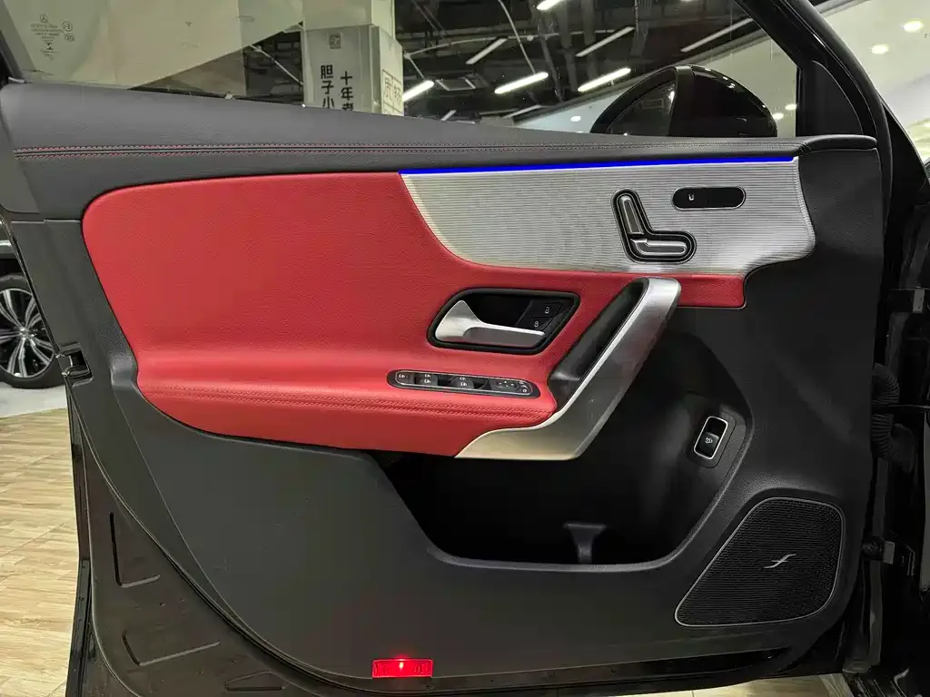 Mercedes-Benz A-Class AMG 2023 из CN, фото 5
