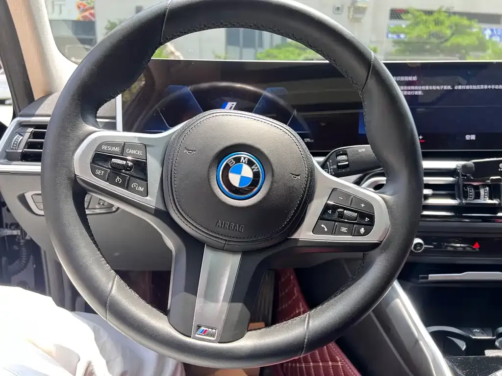 BMW i3 — фото 8