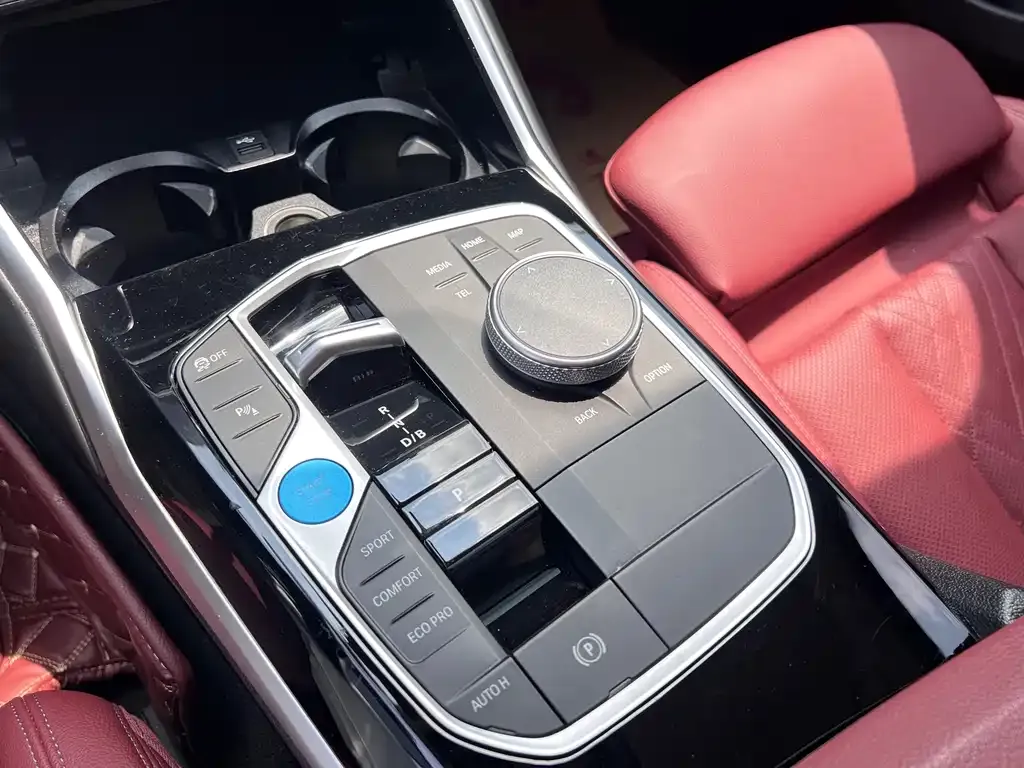 BMW i3 — фото 2