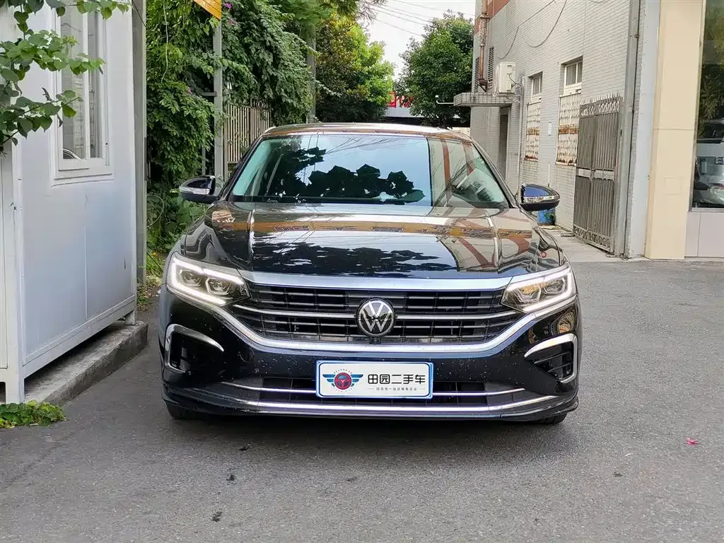 Volkswagen Passat — фото 10