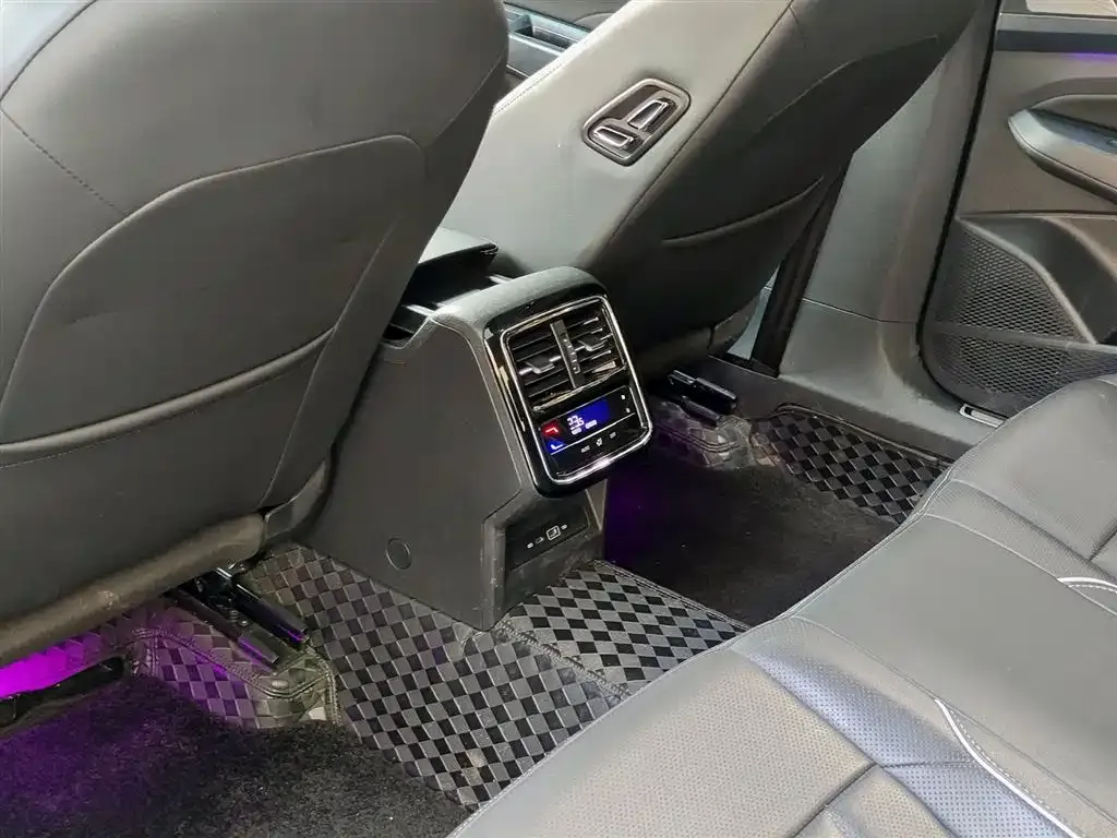 Volkswagen Passat — фото 2