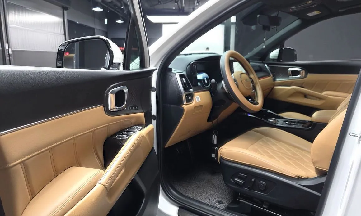 Kia Sorento — фото 10