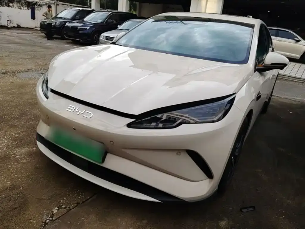 BYD Seal 06 — фото 1