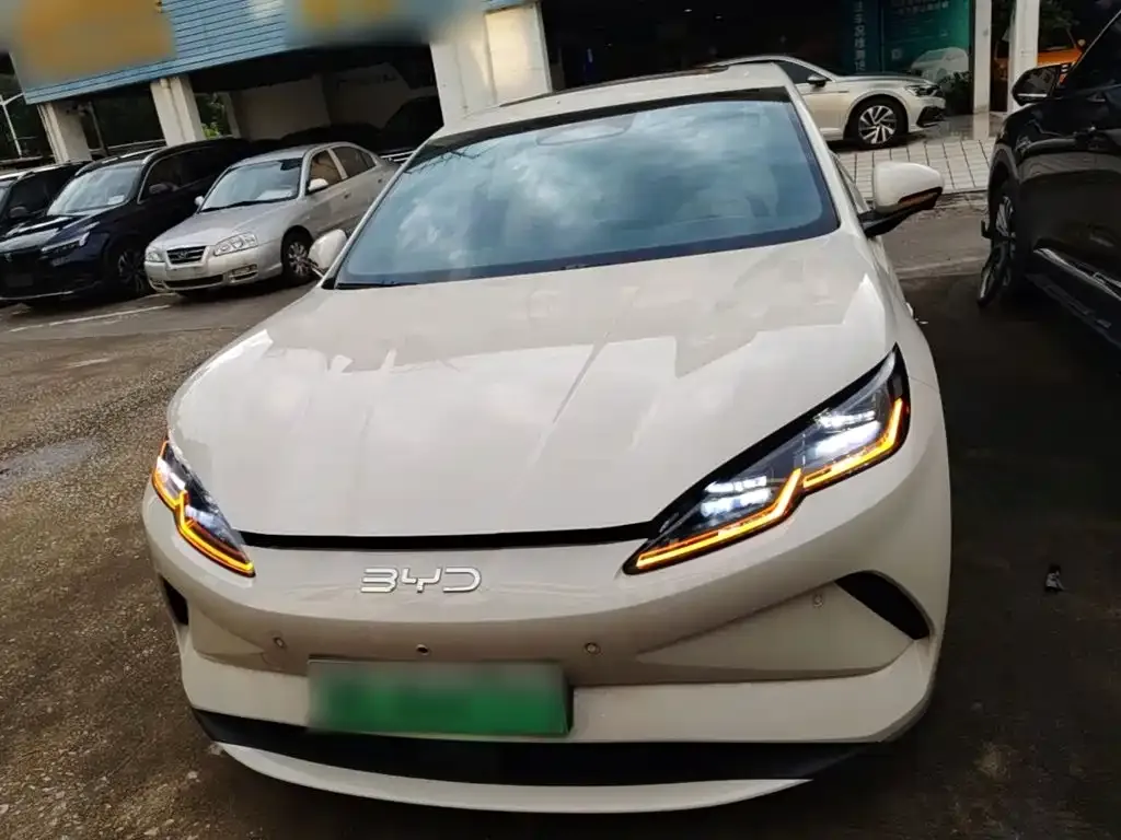 BYD Seal 06 — фото 10