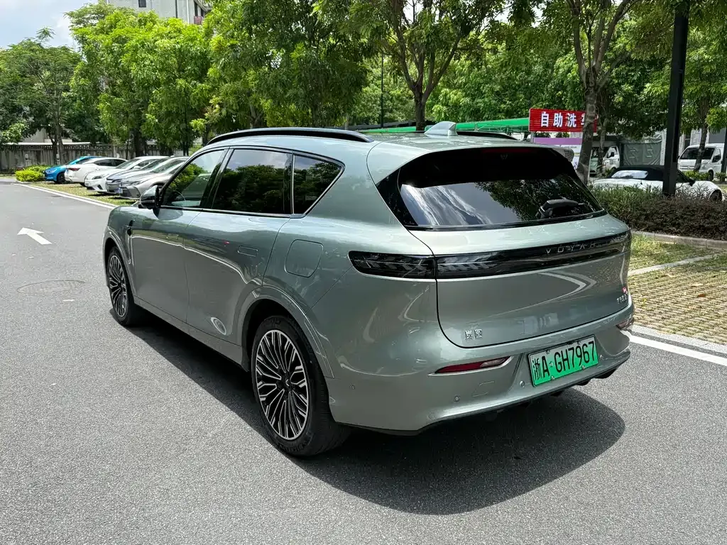 VOYAH FREE — фото 7