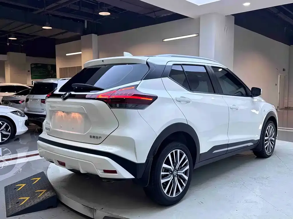 Nissan Kicks — фото 7