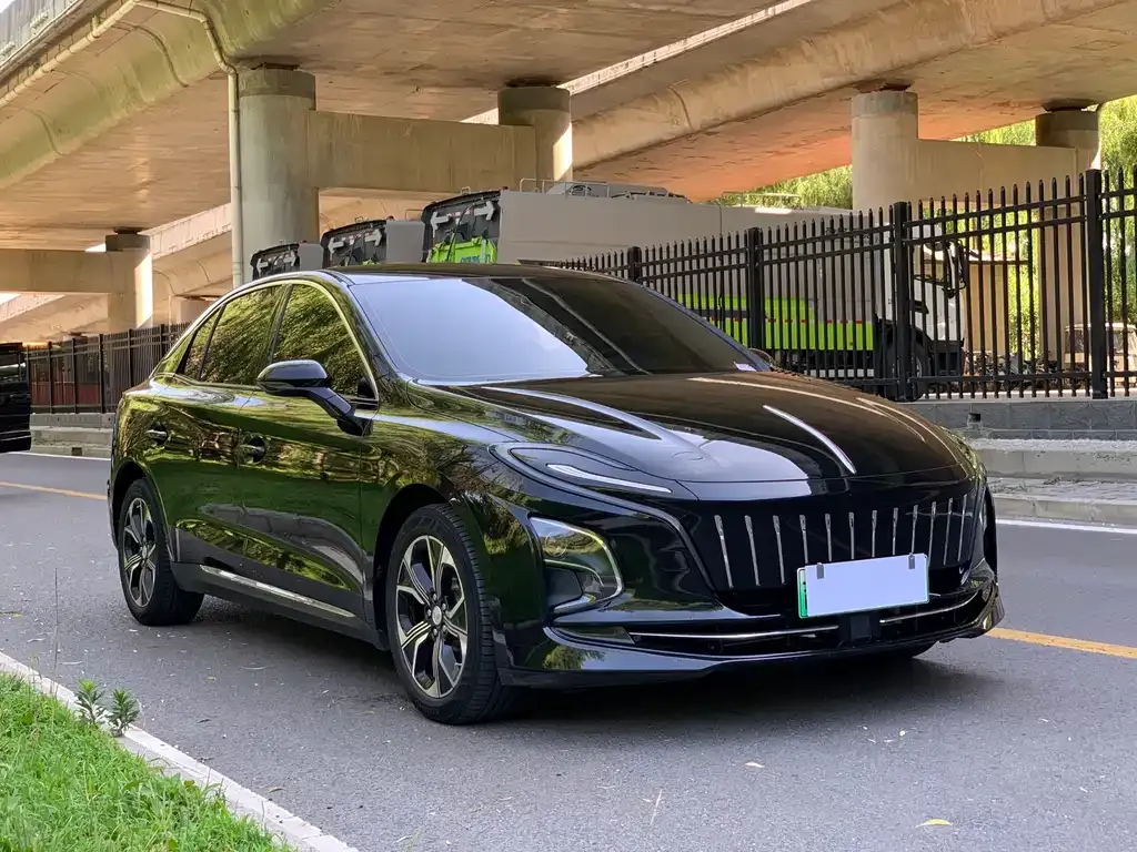 Hongqi E-QM5 2023 из CN, фото 6