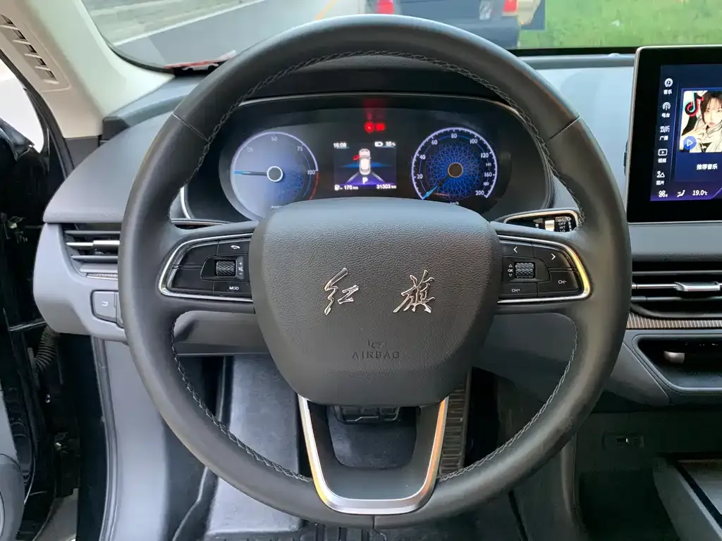 Hongqi E-QM5 2023 из CN, фото 9