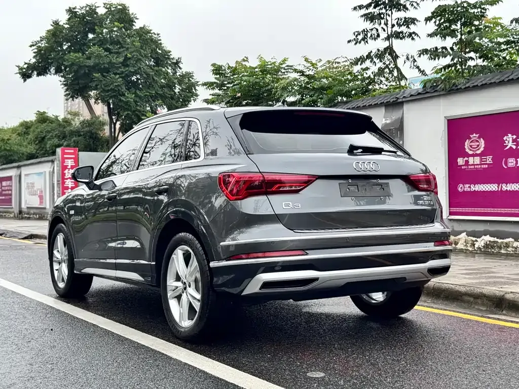 Audi Q3 — фото 8