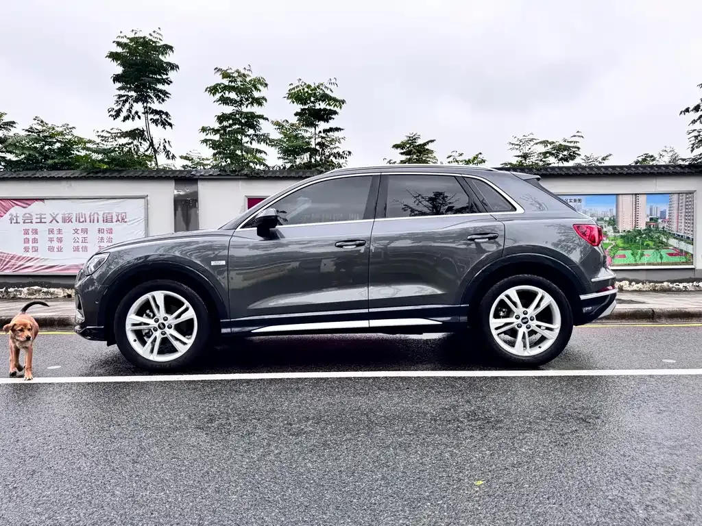 Audi Q3 — фото 6